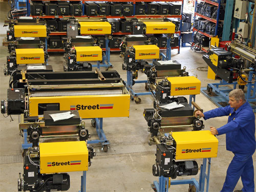 &ldquo;Industrial development in the UAE is such that there will be huge demand for high specification industrial cranes 